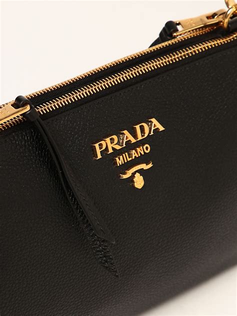 prada borsa tracolla piccola|Borsa a tracolla small in pelle Nero .